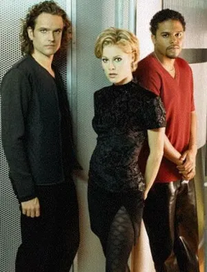 Трое (сериал 1998)